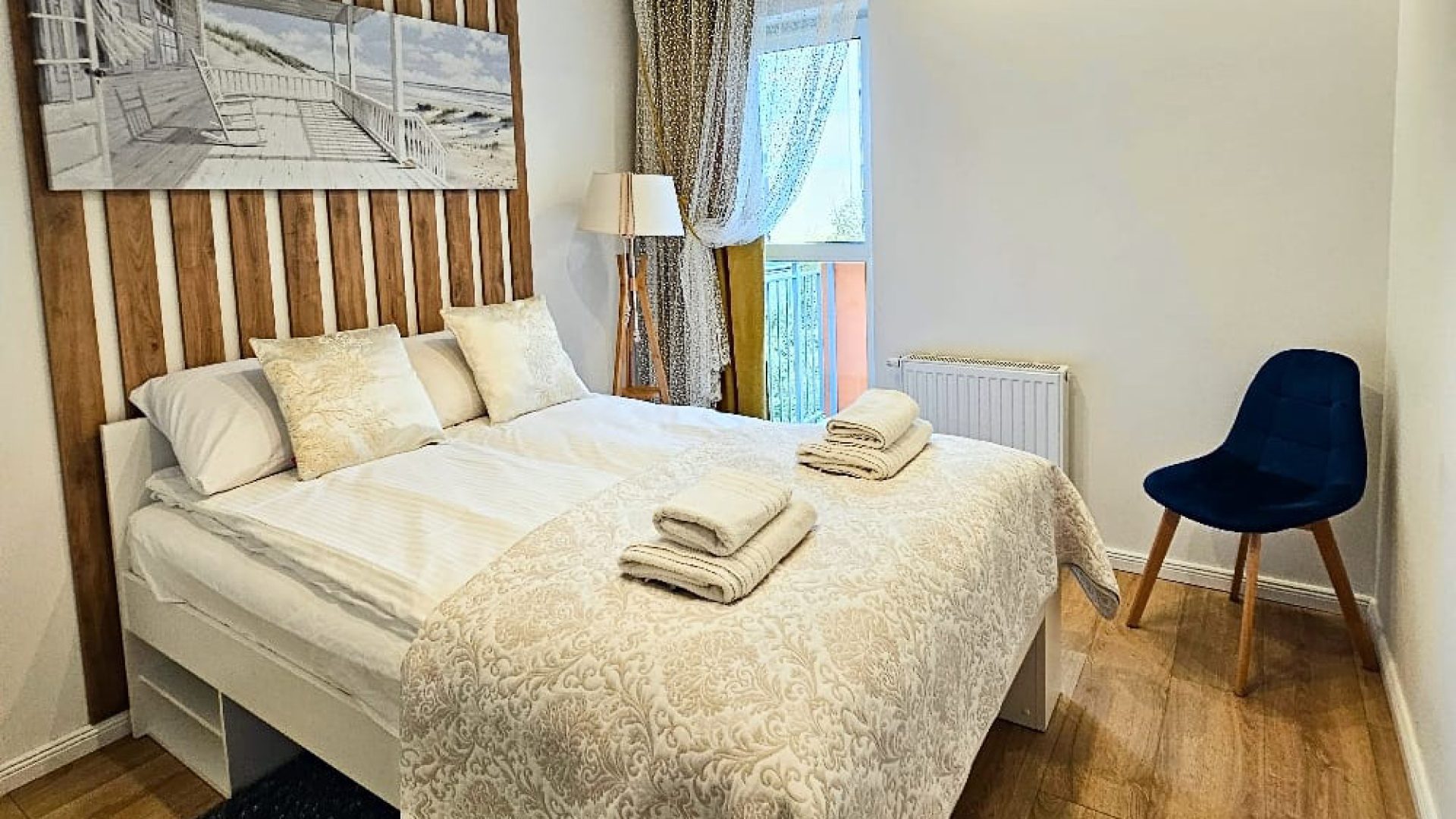 Słoneczny apartament z klimatyzacją i garażem